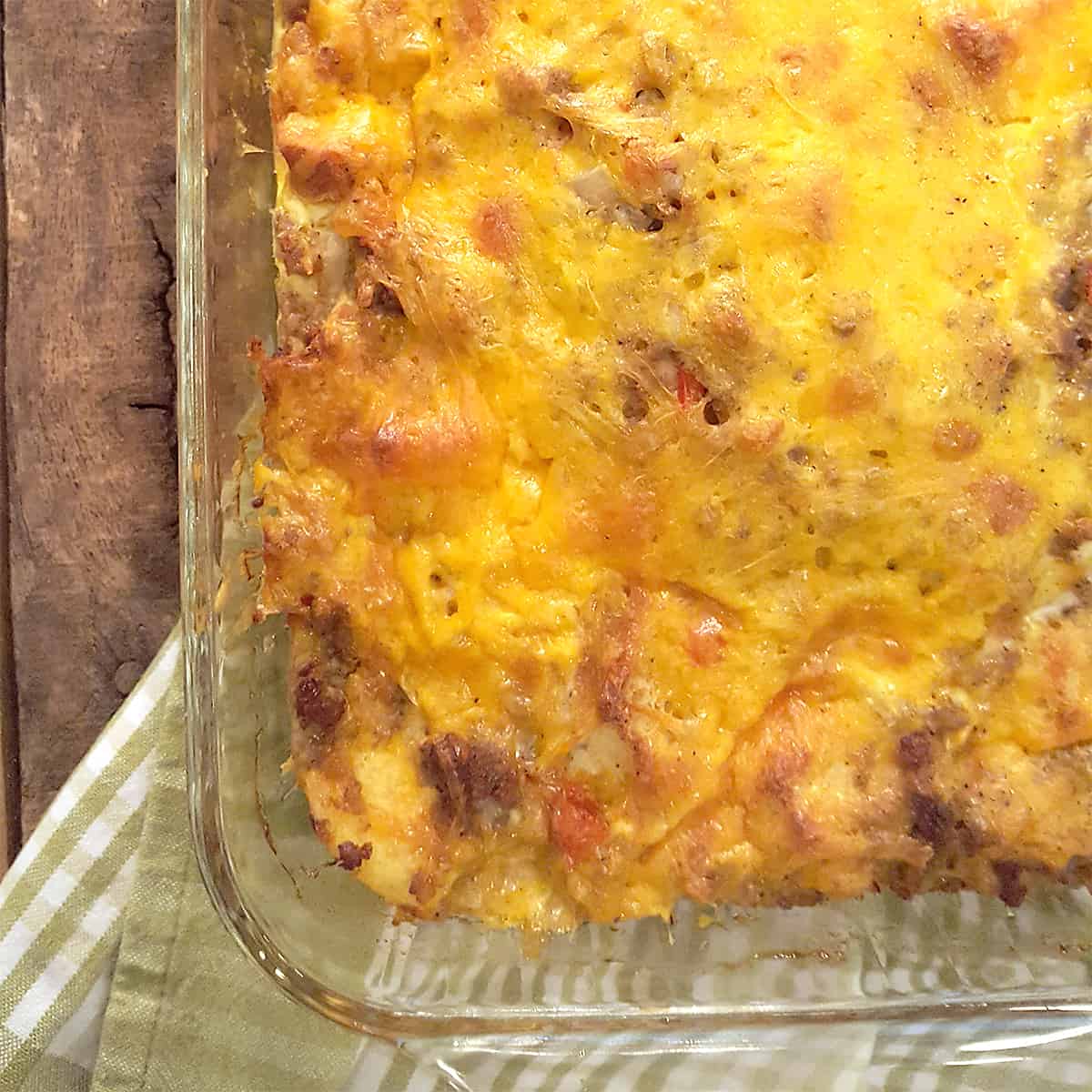 This easy Overnight Sausage and Egg Breakfast Casserole has all your favorite breakfast foods in one great dish. https://www.lanascooking.com/breakfast-casserole/