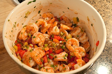 shrimpcocktail_mixed Combining boiled shrimp and vegetables.
