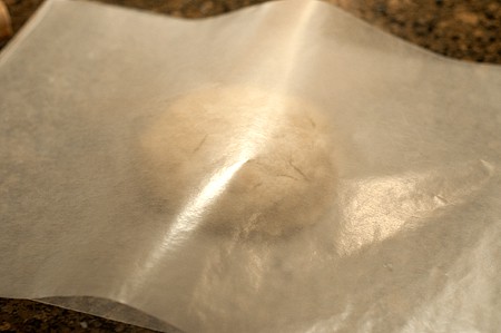 galette_coverinpaper Press the dough between waxed paper