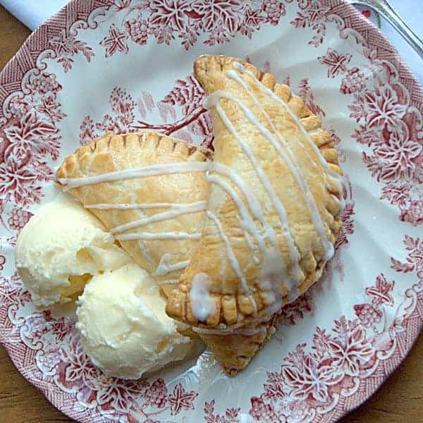 Baked Apple Hand Pies