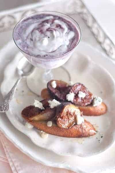 roasted figs with gorgonzola