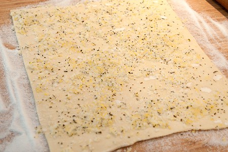 Sprinkle the puff pastry with the lemon-sugar-basil mixture