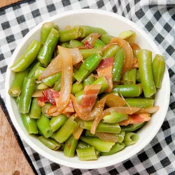 Green Beans with Bacon and Onions Recipe Lana's Cooking
