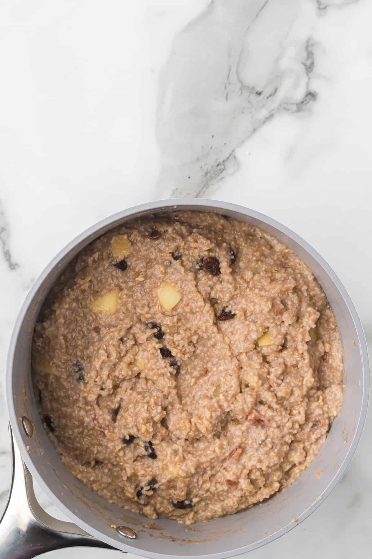 Oatmeal after cooking for 6 minutes.