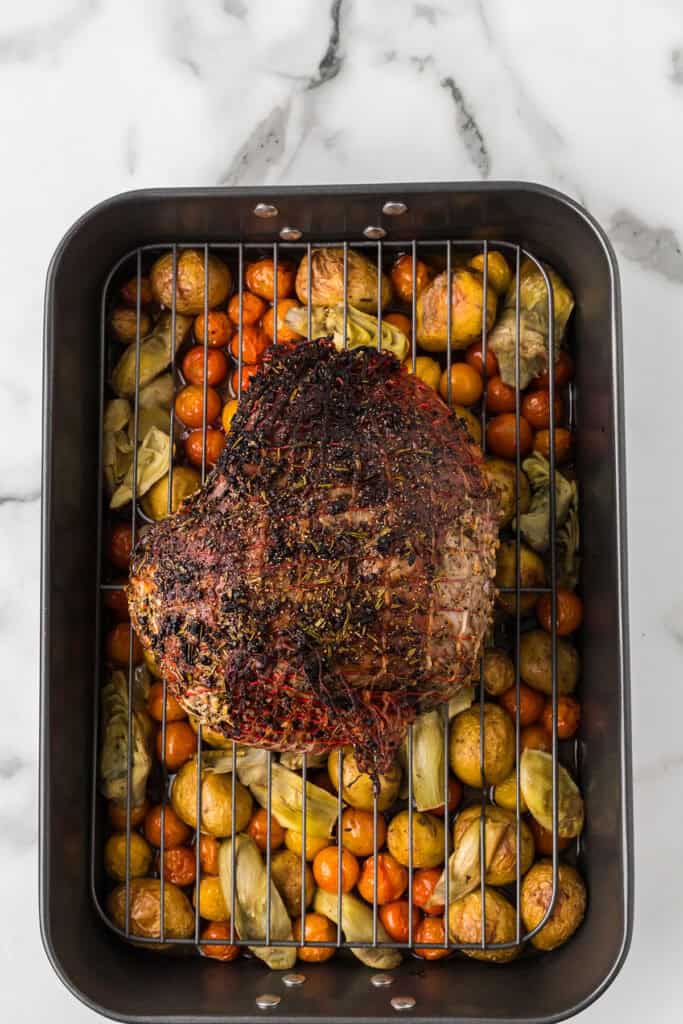 Lamb and vegetables at the end of the cooking time.