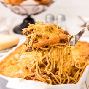 Easy Baked Spaghetti with Cheddar Cheese