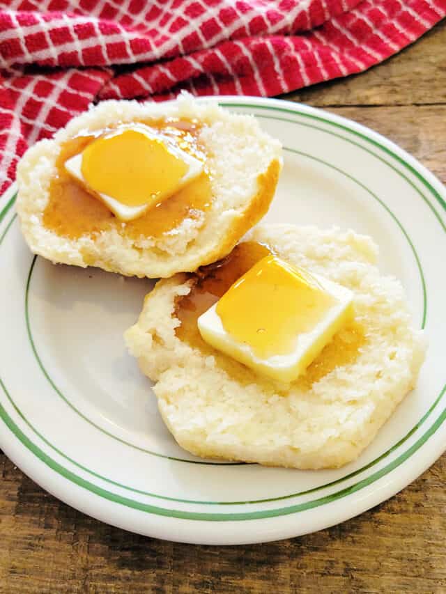 The Best Old Fashioned Buttermilk Biscuits Story