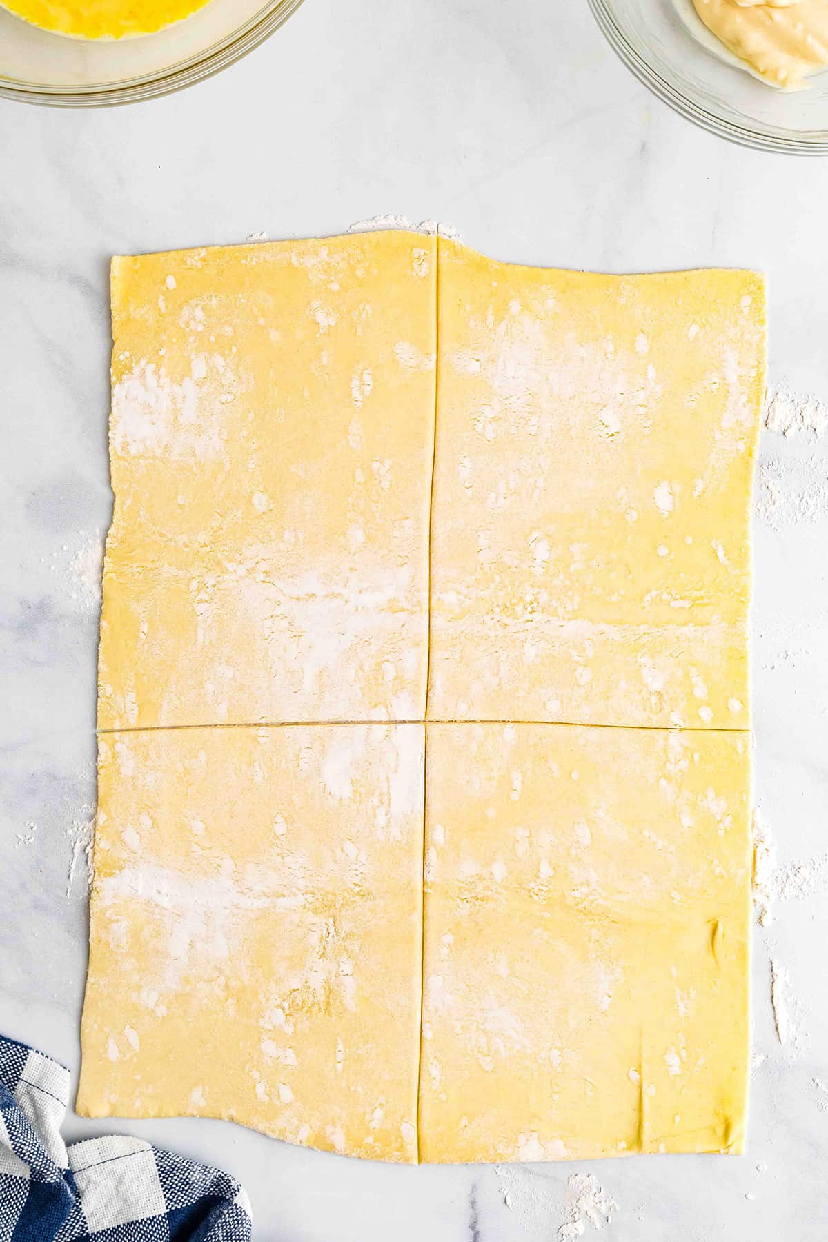 Puff pastry cut into 4 squares.