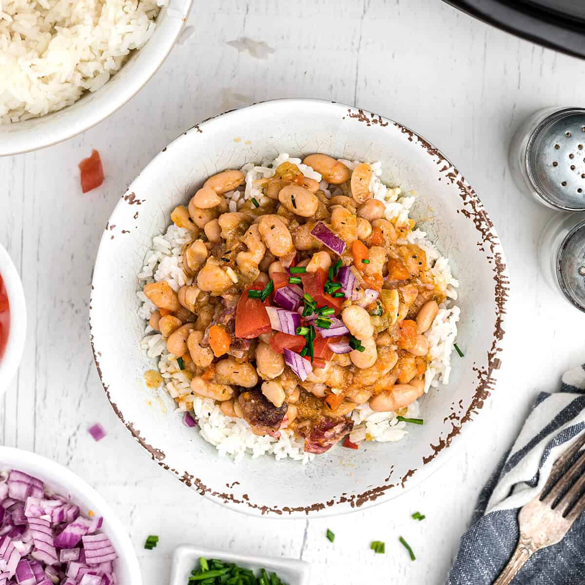 Slow cooker white beans and sausage - Family Food on the Table