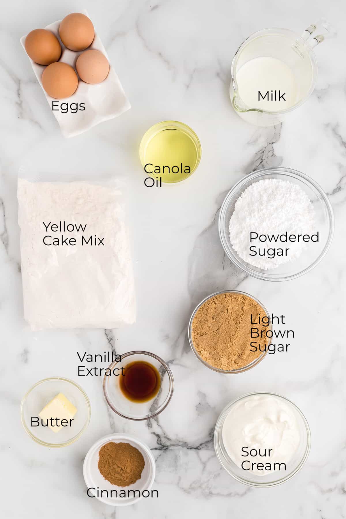 Ingredients needed for the honey bun cake recipe.