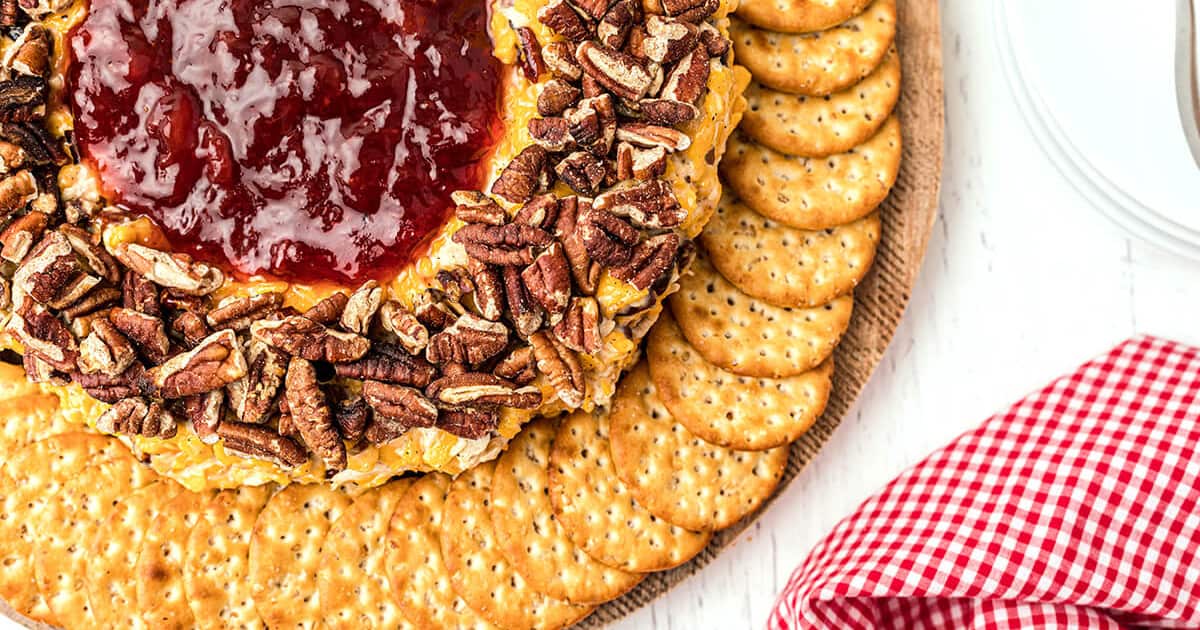 Bacon Cheese Ring Party Dip