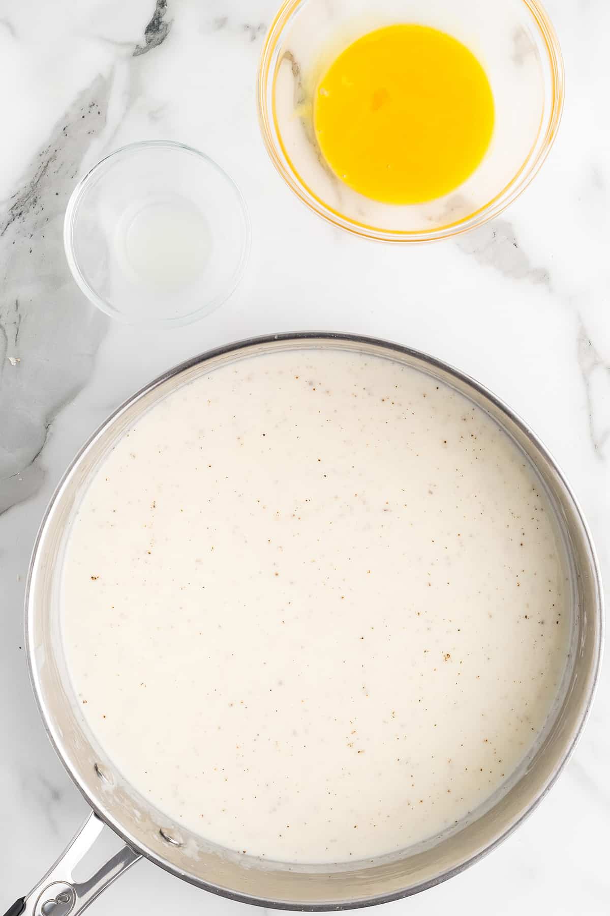 Broth added to the butter-flour mixture.